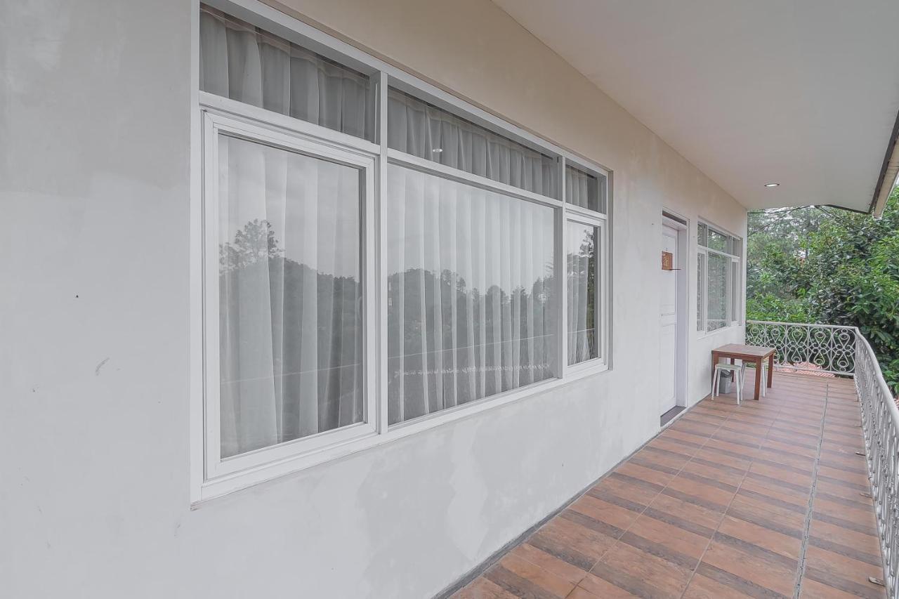 Reddoorz Resort Syariah Near D'Castello Ciater Subang Exteriör bild