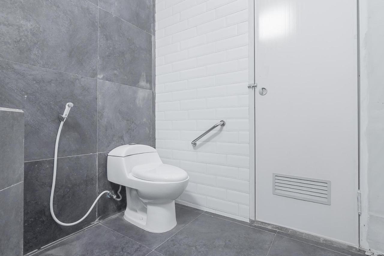 Reddoorz Resort Syariah Near D'Castello Ciater Subang Exteriör bild