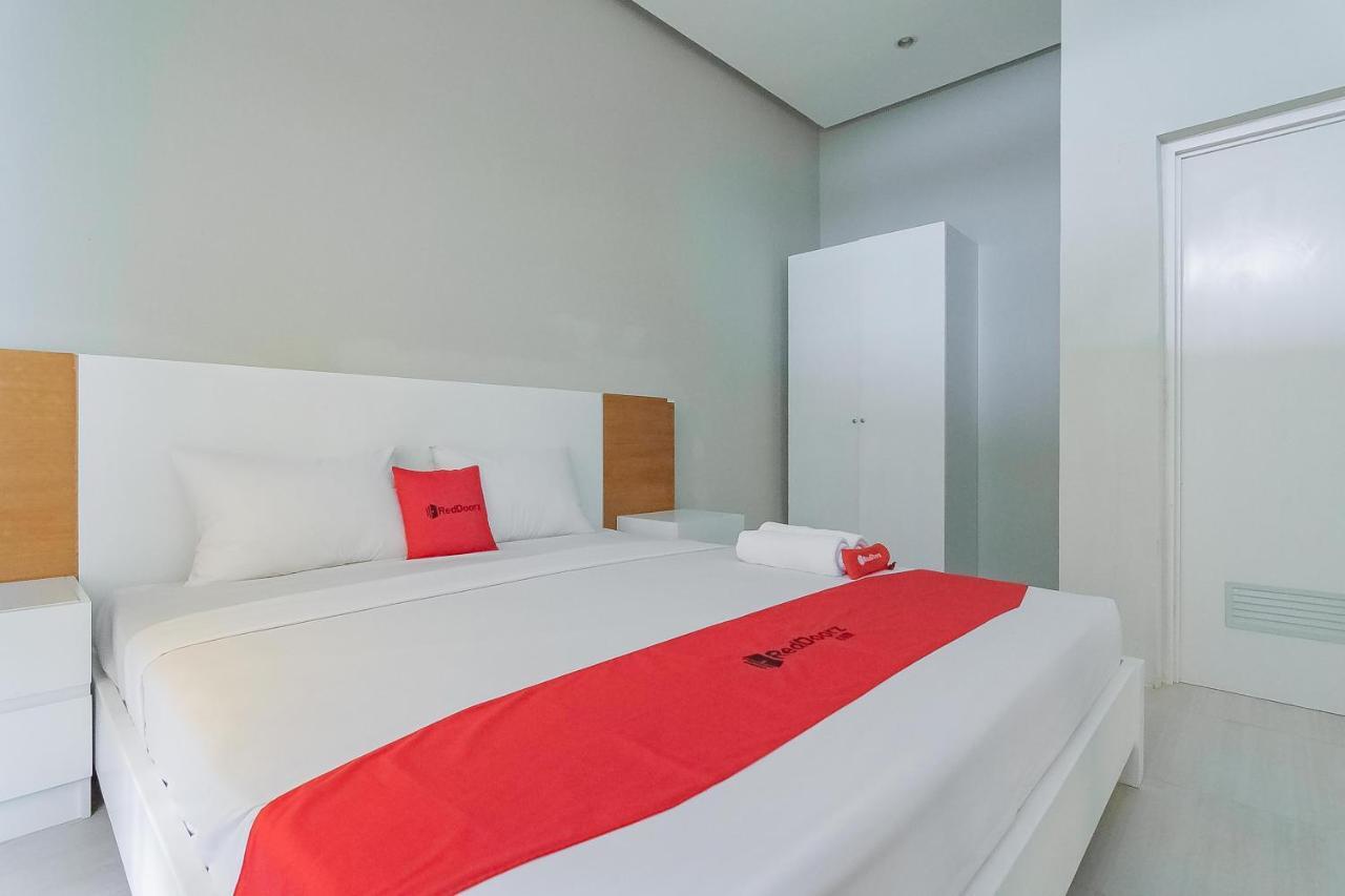 Reddoorz Resort Syariah Near D'Castello Ciater Subang Exteriör bild