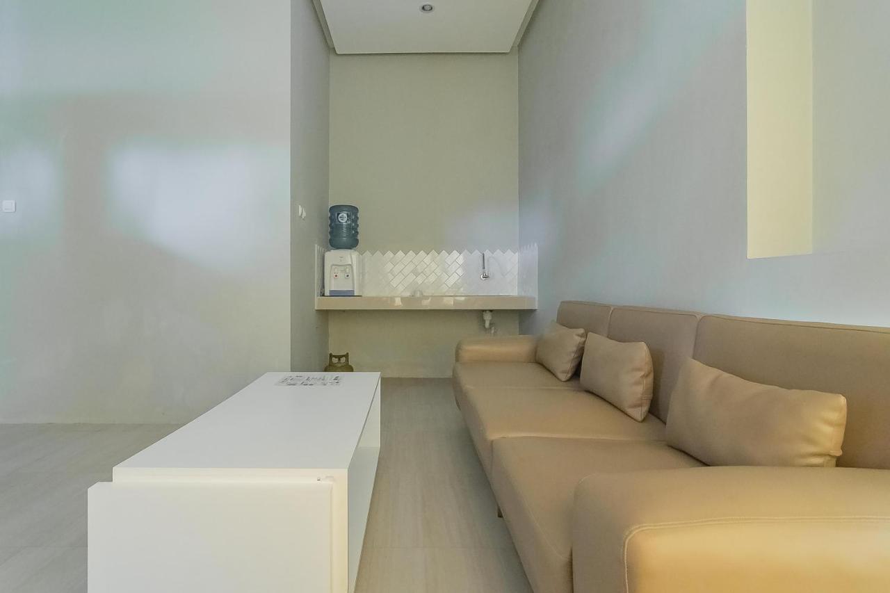 Reddoorz Resort Syariah Near D'Castello Ciater Subang Exteriör bild